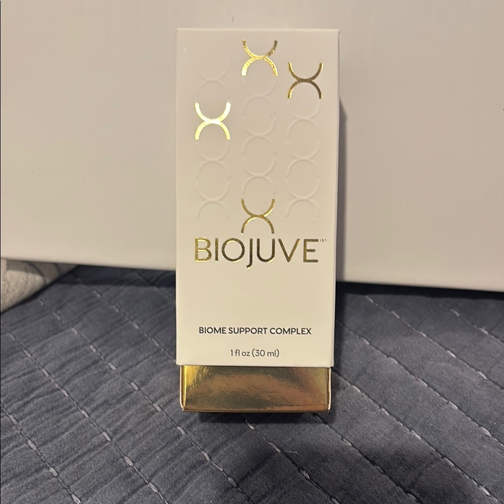 Biojuve Biome Support Complex - White and Gold